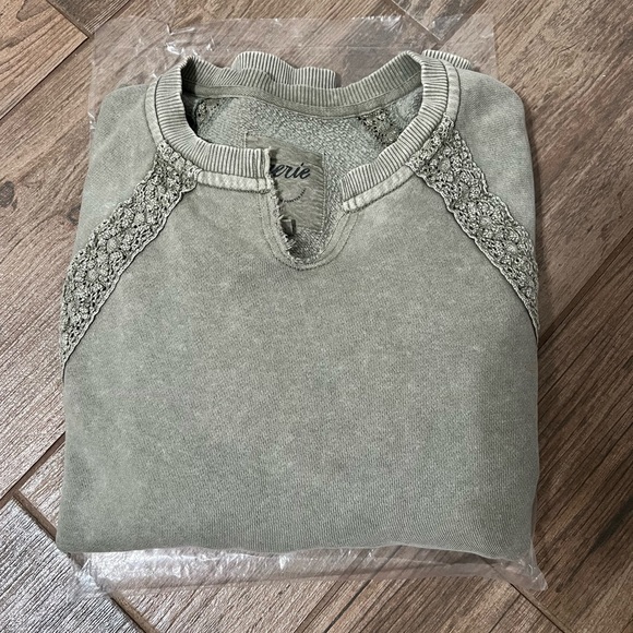 Aerie Hey Crochet Olive Green Sweatshirt - Picture 2 of 6